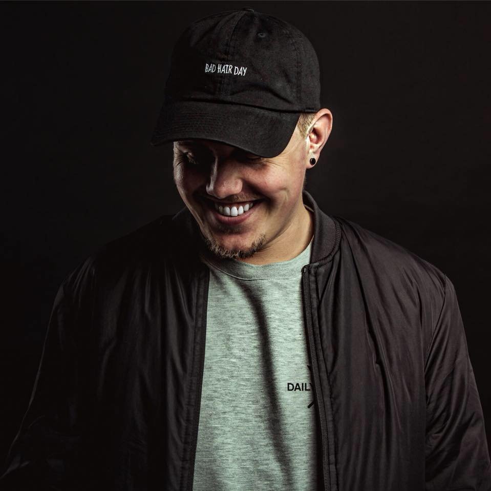 Artists Revealed Recordings